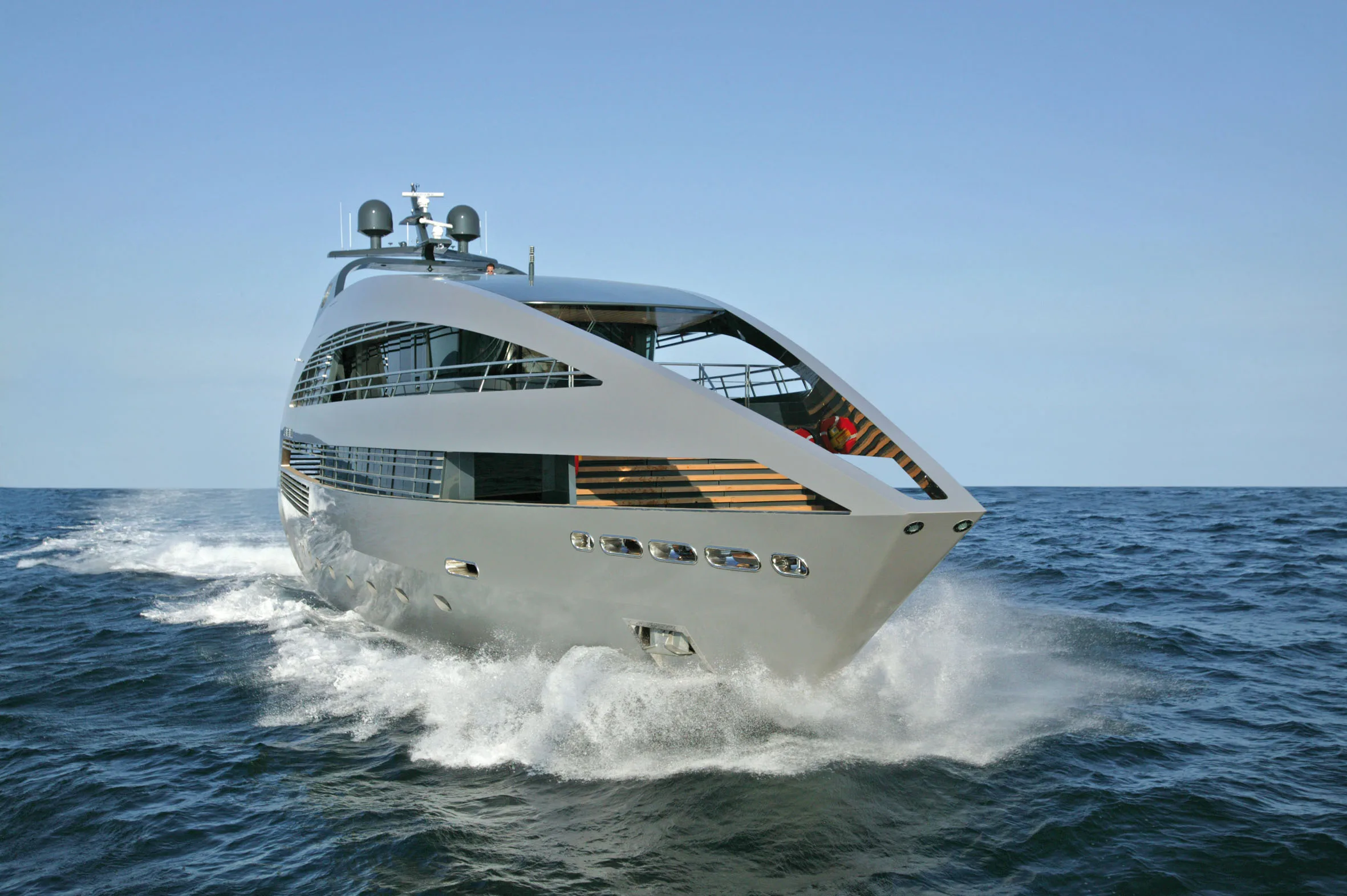 BGYB : Motor yacht