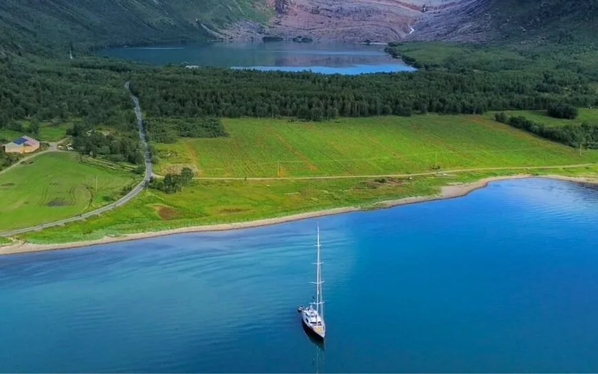 LADY 8: Discover the Magic of Norway, One Fjord at a Time