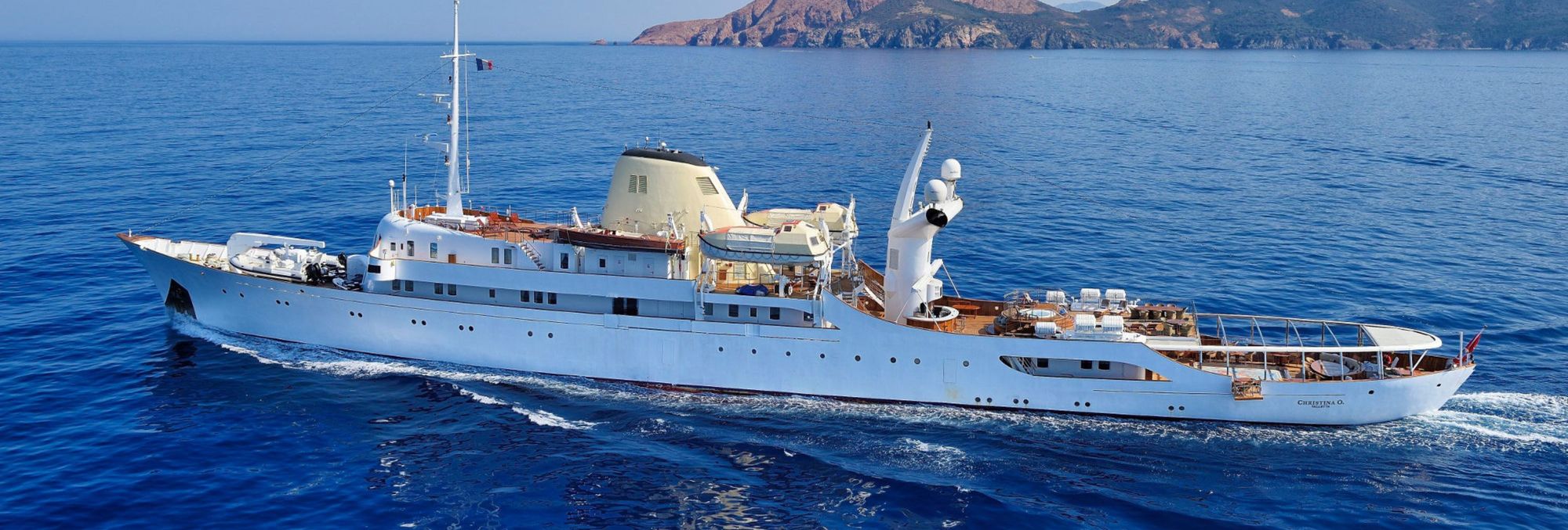99m Yacht CHRISTINA O - Secure your Greek Getaway!