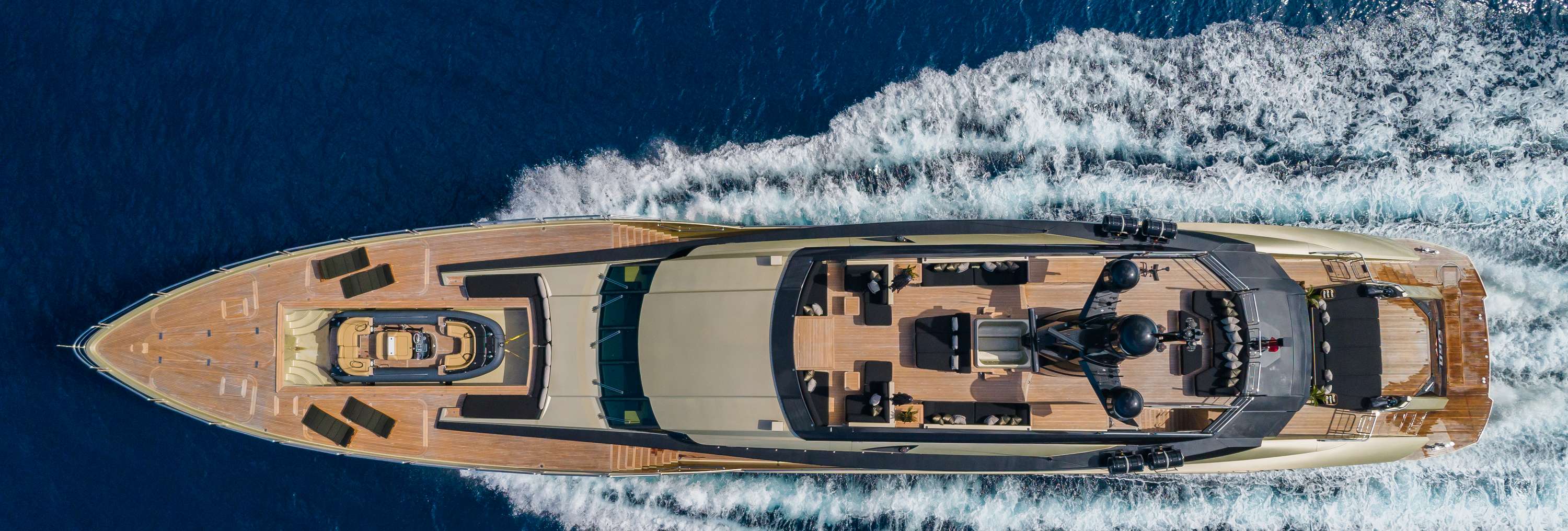 db9 superyacht