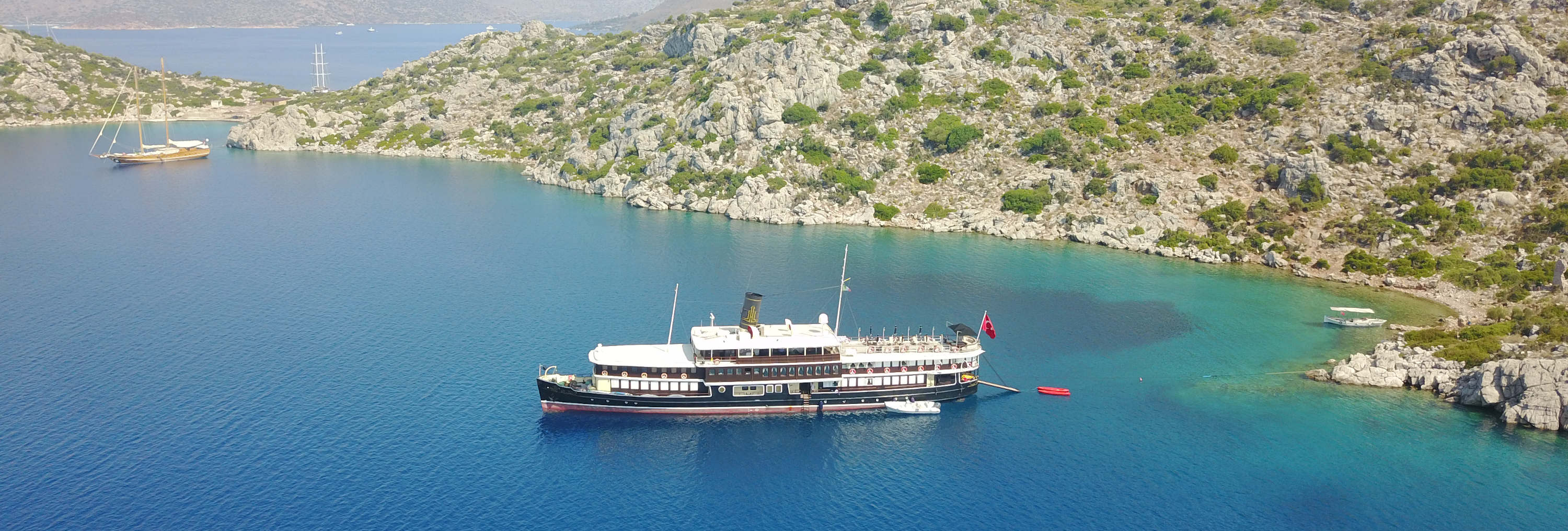 HALAS : Charter in Turkey this Summer