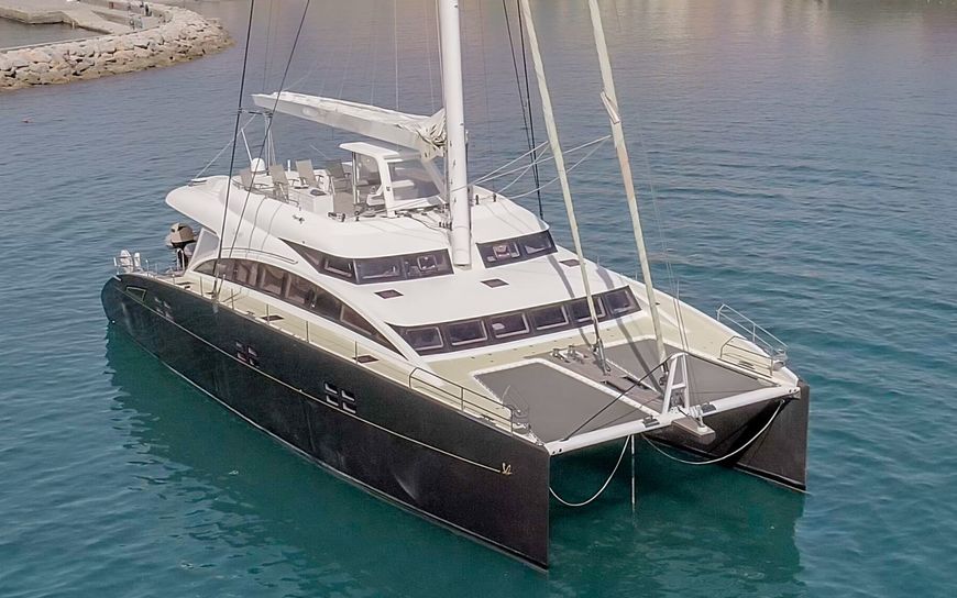 Sunreef 82 HOUBARA: New Catamaran for Charter