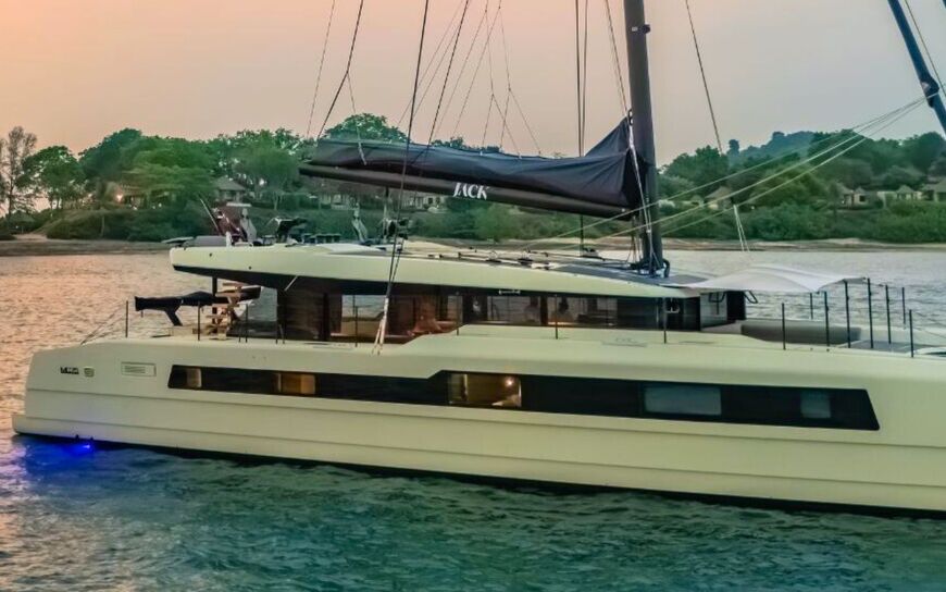 Why Charter the S/Cat McConaghy 75 JACK This Summer? 