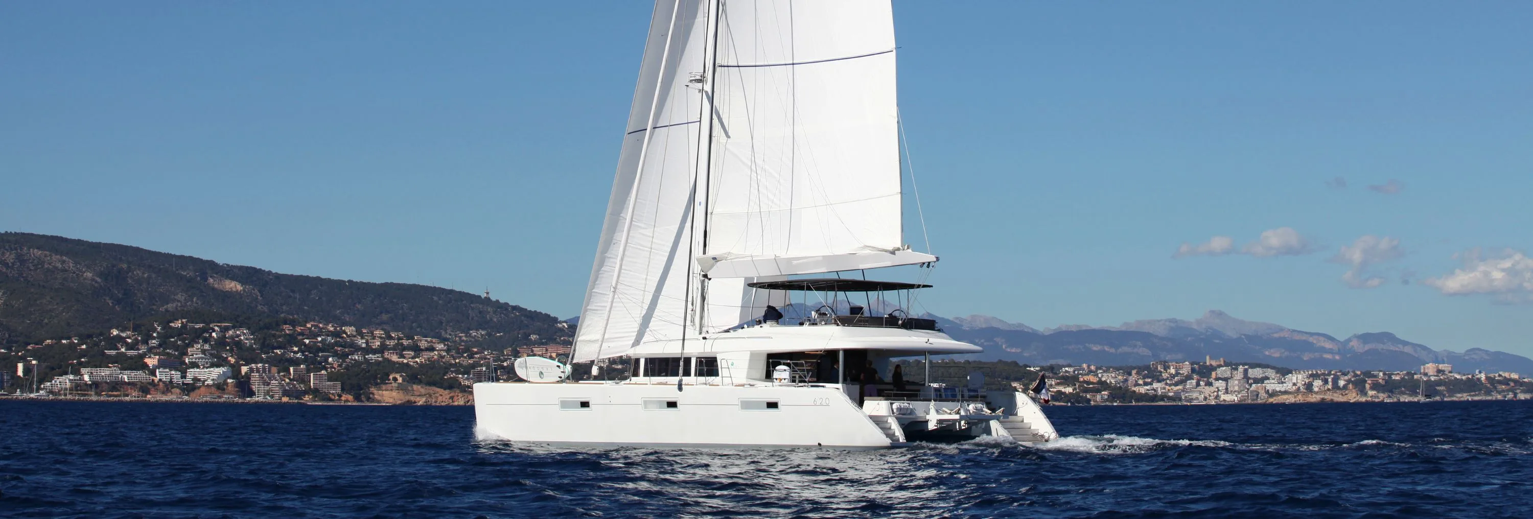 LADY M: price reduction on this Lagoon 620