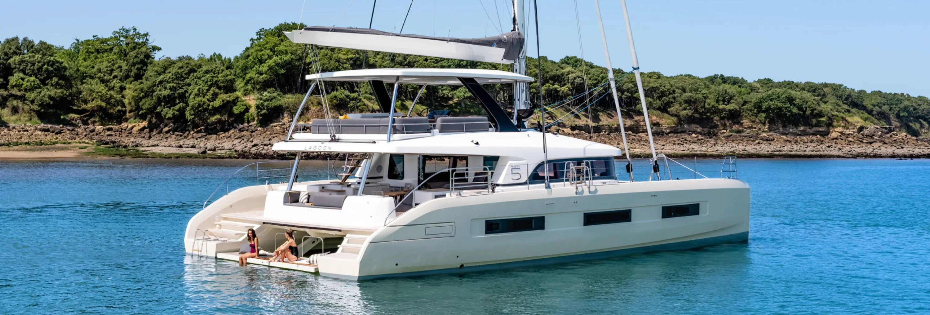 LADY ROSÉ: Spend Winter in Paradise!