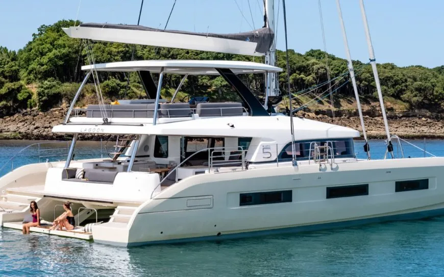 LADY ROSÉ: Caribbean Cruising at its Finest!