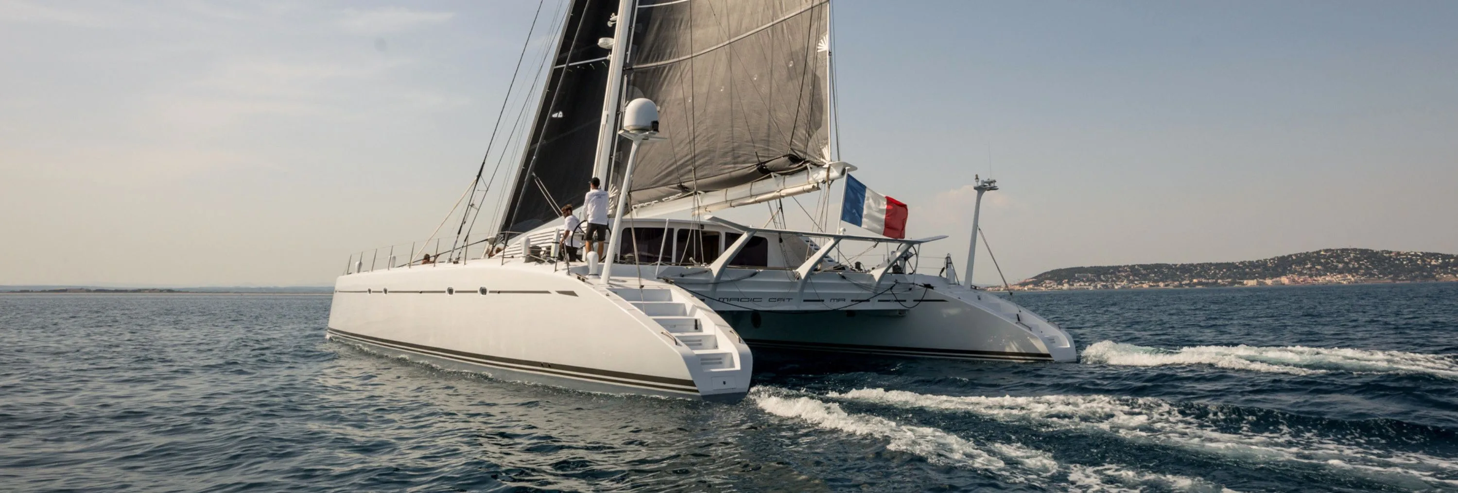 MAGIC CAT: Mediterranean Bliss Awaits This Summer!