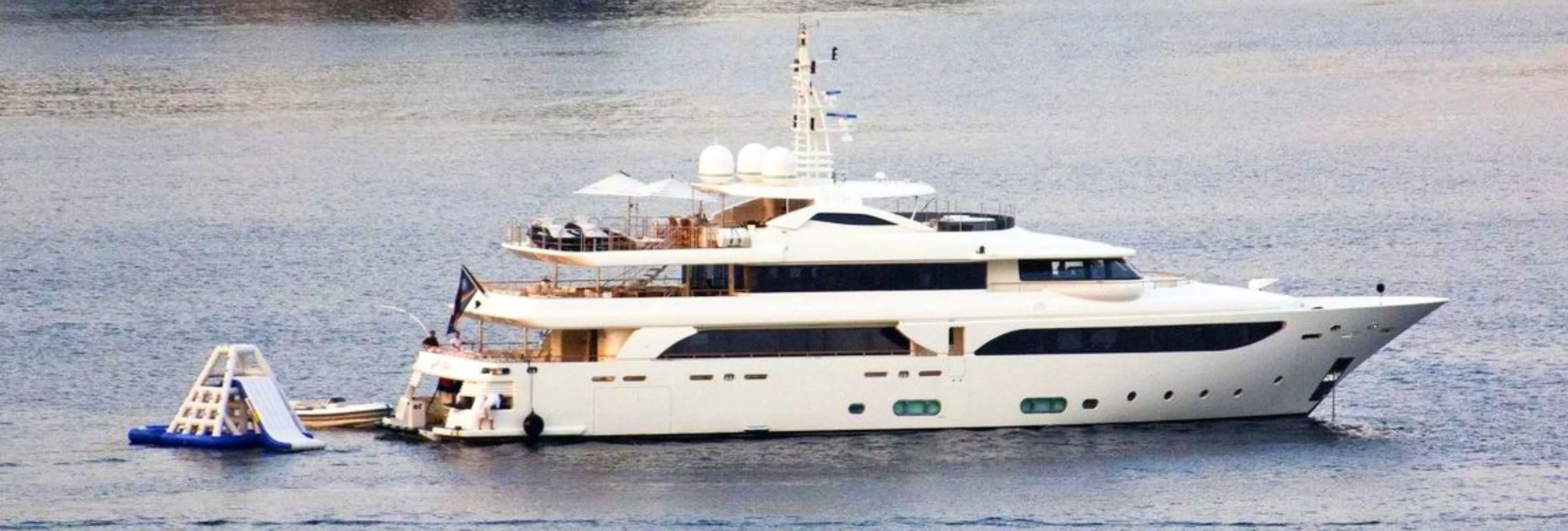 PALATIAL: Utmost Elegance Awaits This Summer!