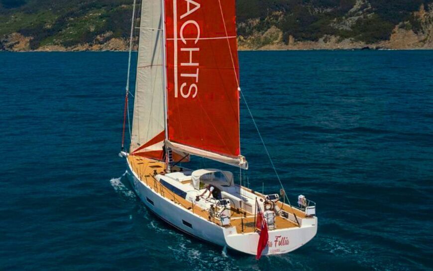 PURA FOLLIA: Autumn Aboard a Unique Luxury Sailing Yacht