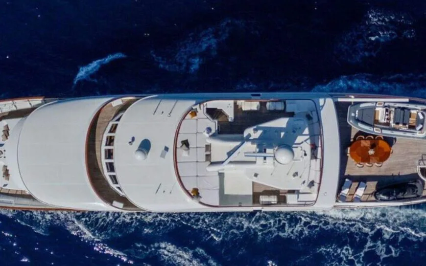 SHEERGOLD : Spend Summer in Norway!