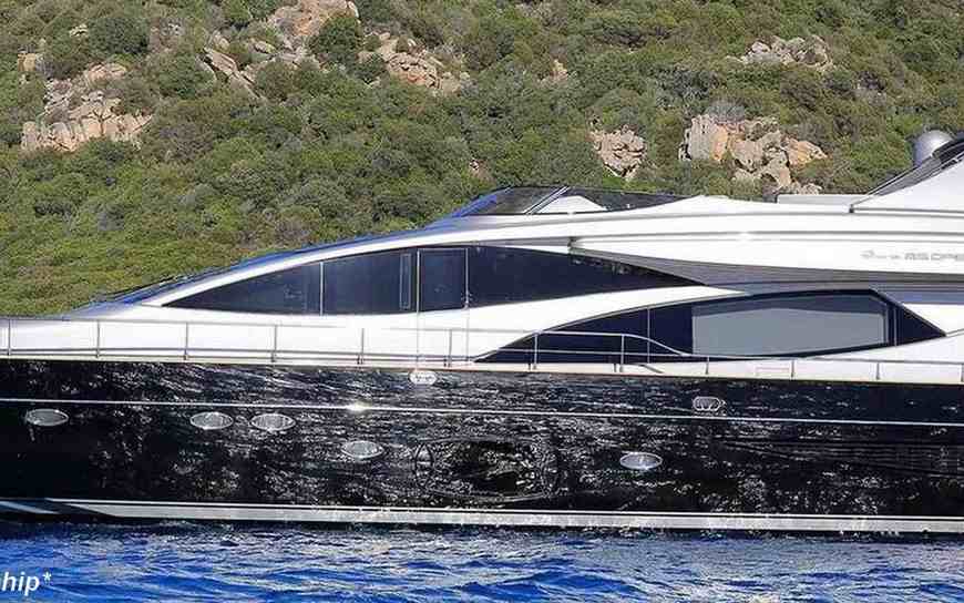 Riva Opera 85 4 FIVE : New Video