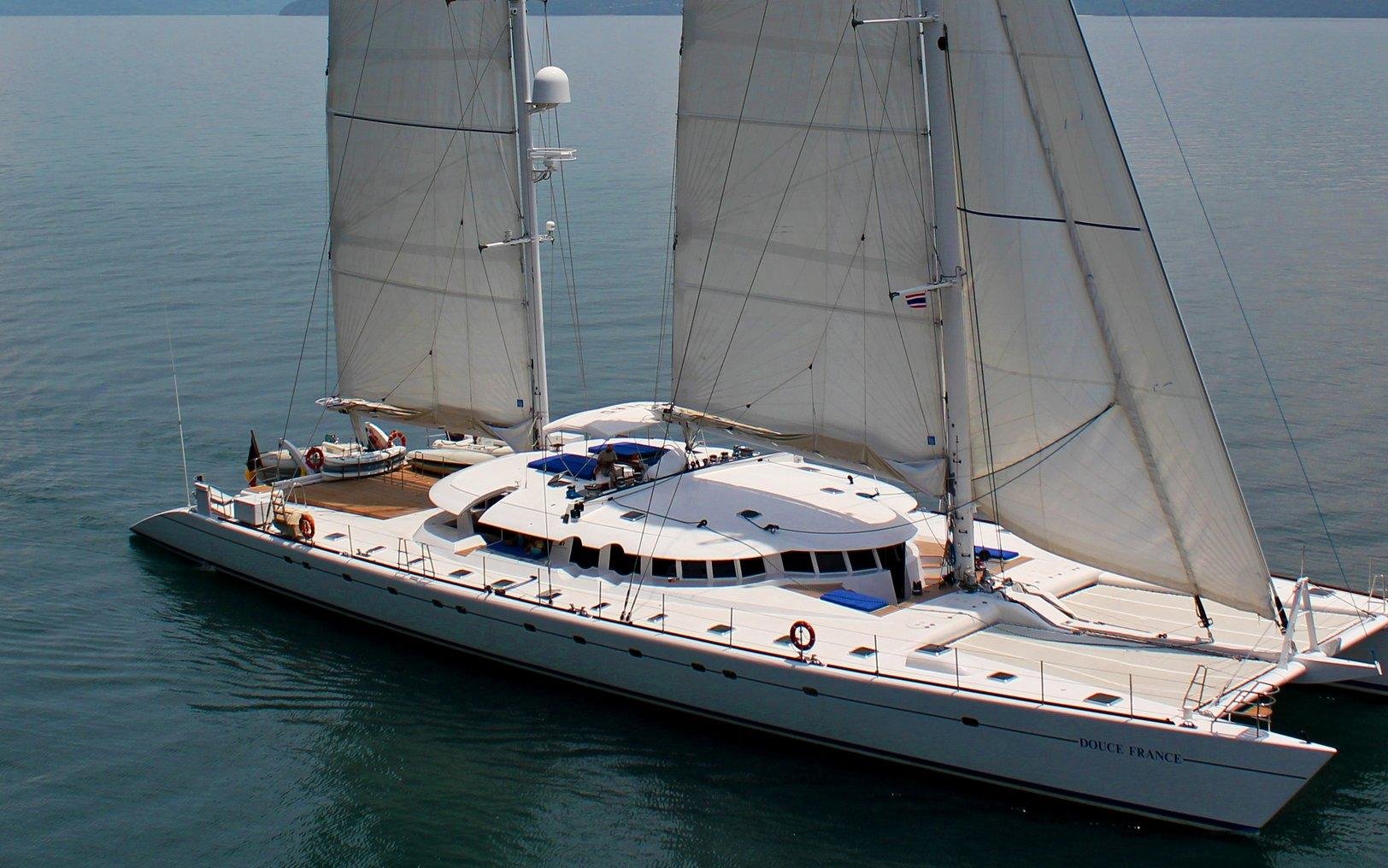 2win Two Masted Catamaran Schooner Alumarine 138ft DOUCE FRANCE – Yacht for ...