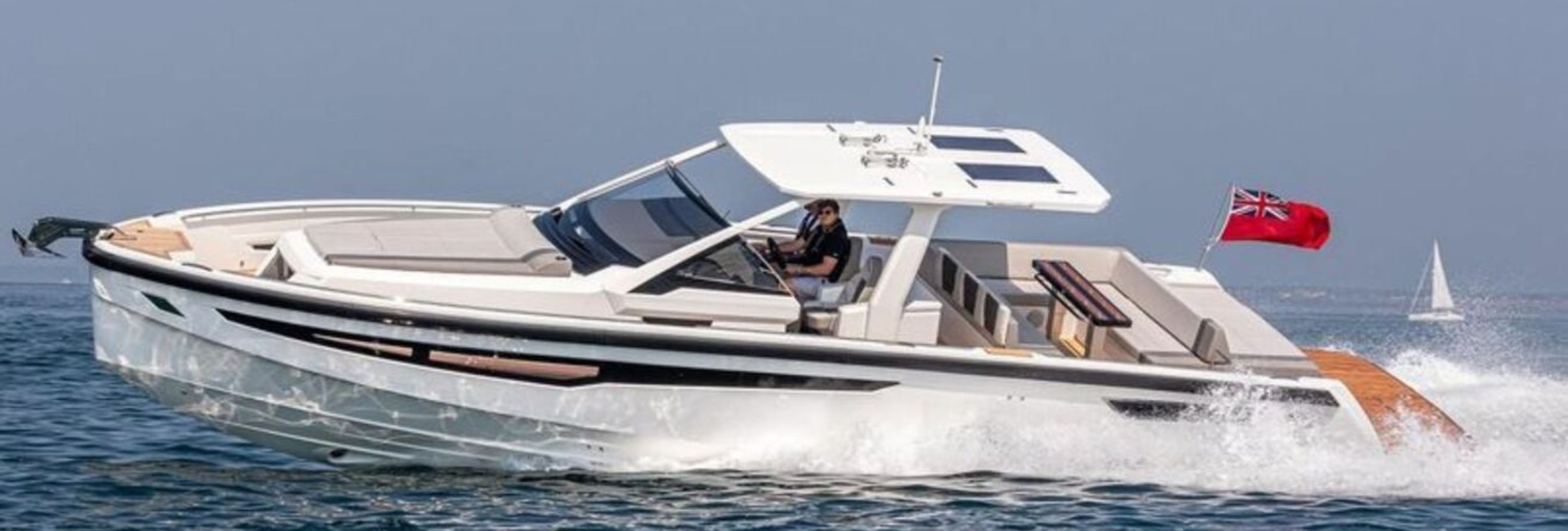ETOILE DES BERGERS: A Windy SR44 Merging Power and Elegance