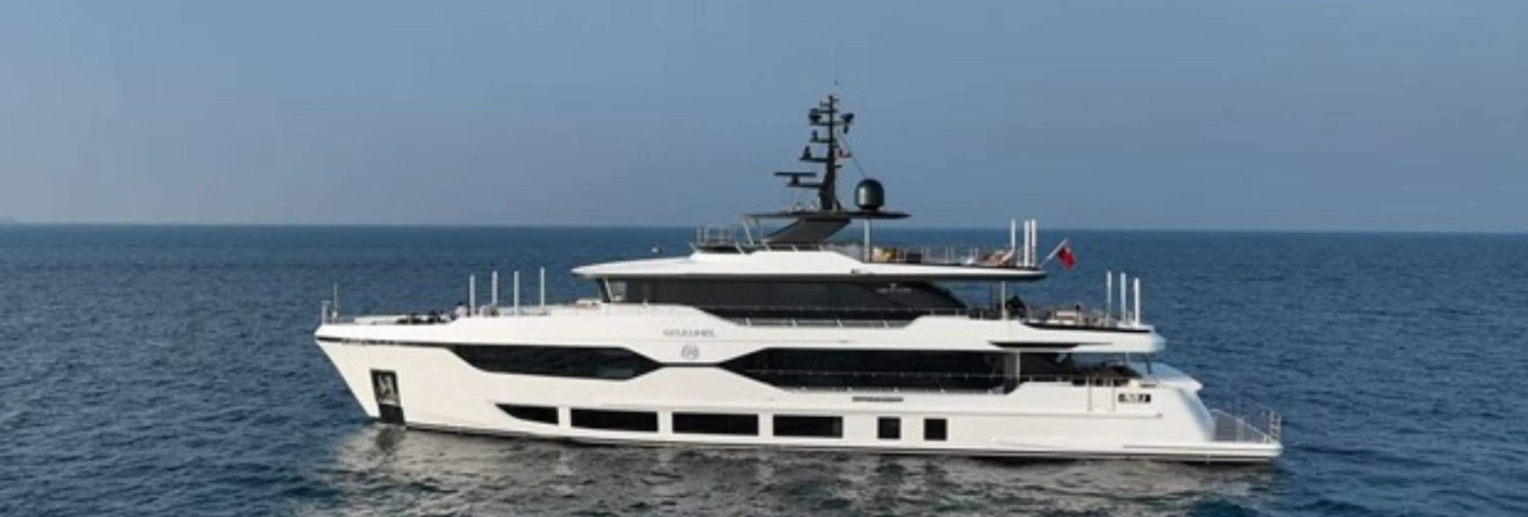 GEULUNEL – Stunning New Majesty 120 for Sale