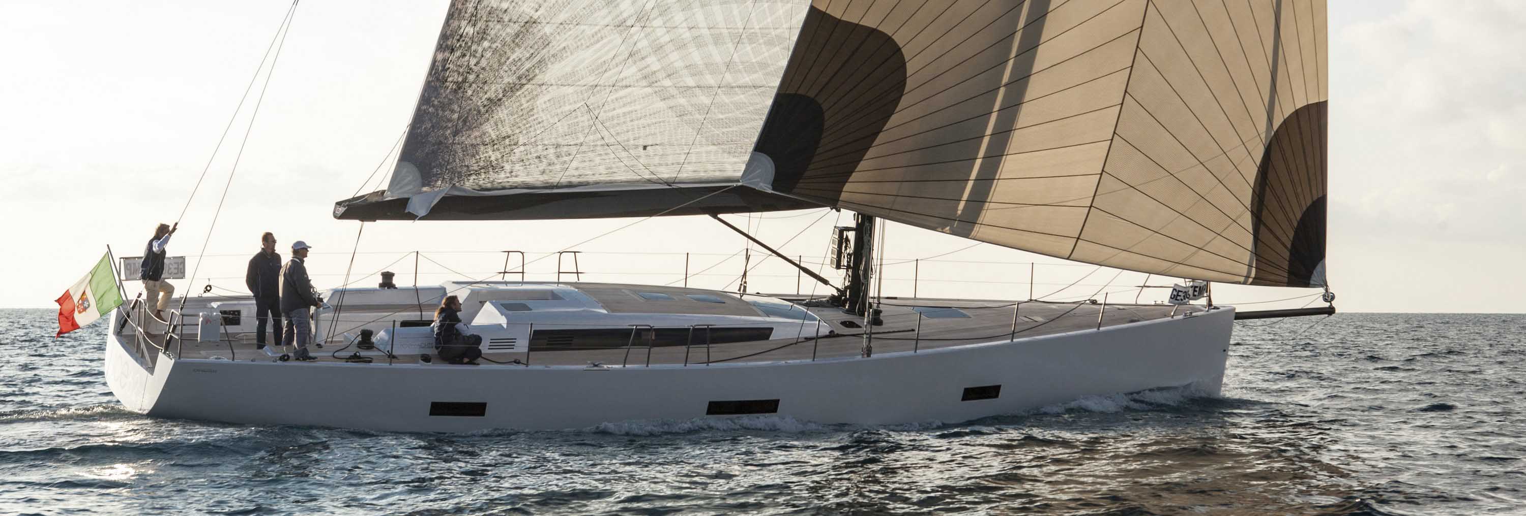 ICE CUP : Ice Yachts Shipyard Regatta