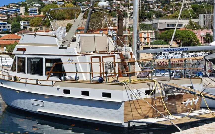 KENAPI TEN : Island Gypsy 44 Trawler Refitted in 2025 for Sale