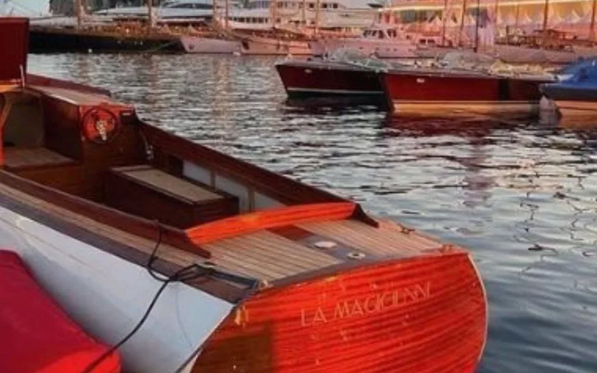 LA MAGICIENNE: Further Price Reduction