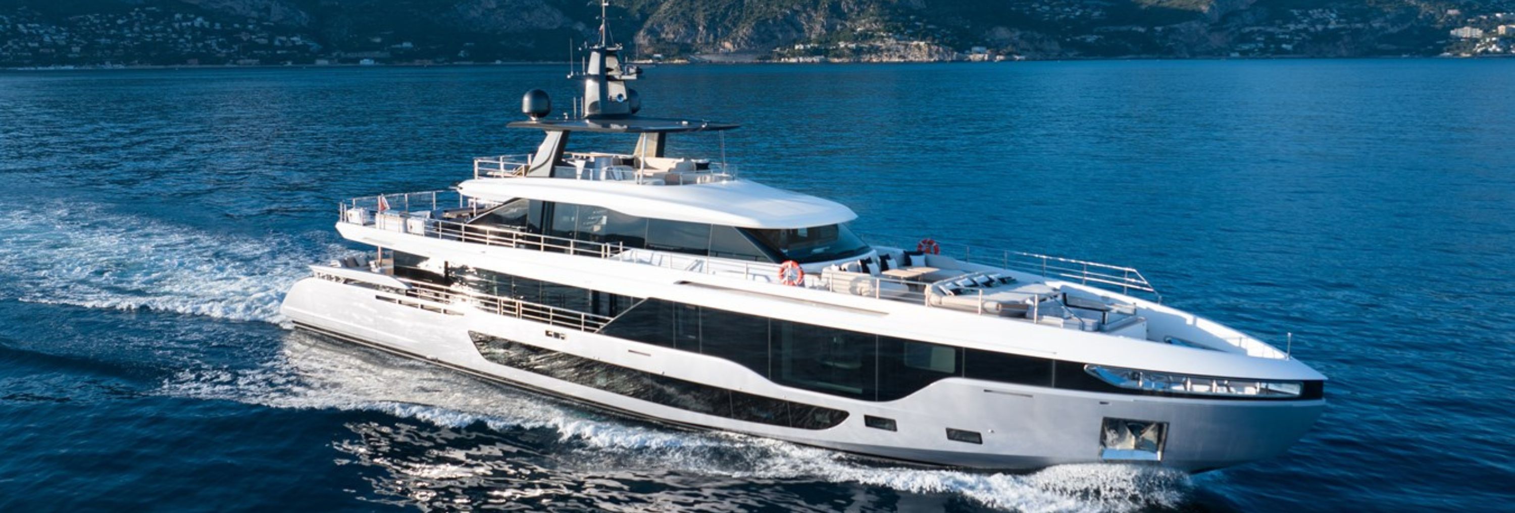 OCEAN ONE: Modern Style, Italian Craftsmanship