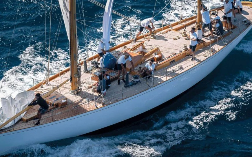 RECLUTA: A Classic Masterpiece by German Frers