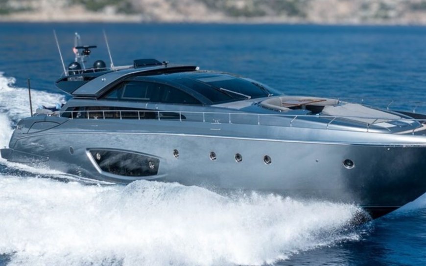 SILVER BREEZE: Italian Elegance by Riva
