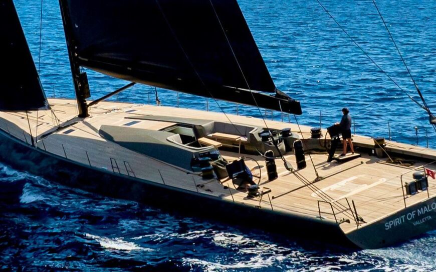 SPIRIT OF MALOUEN X: Step into the World of Regattas!