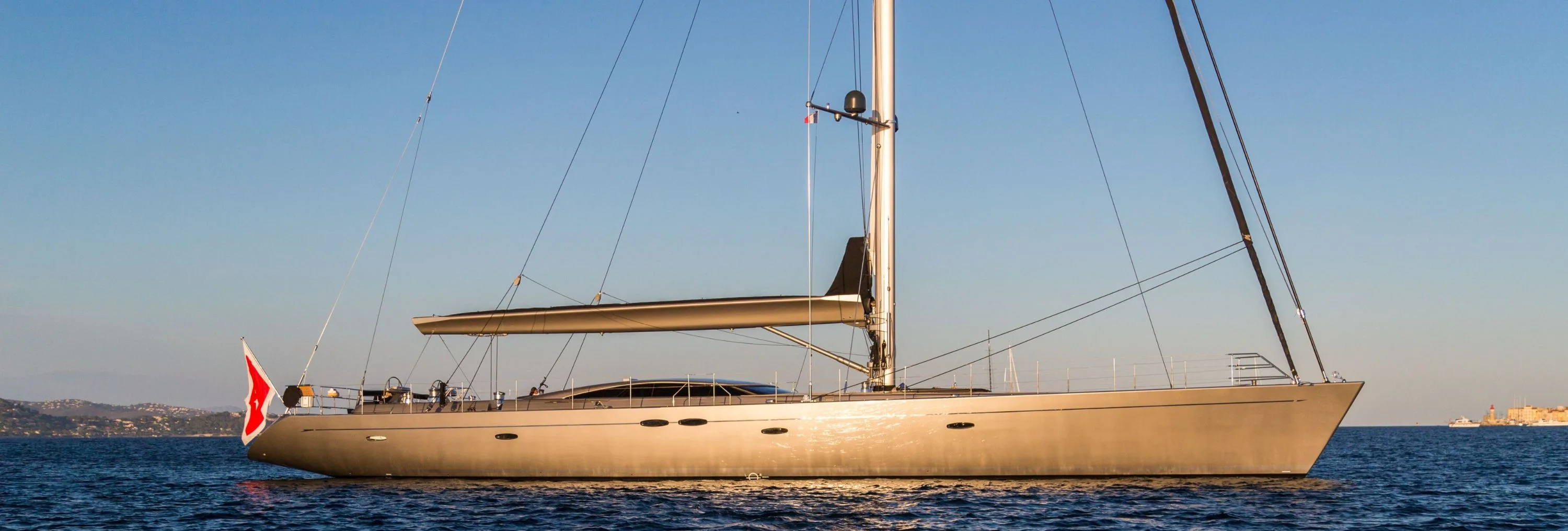 SWAGGER: A 37 m Bill Dixon Sloop by Holland Jachtbouw, Now Available for Sale