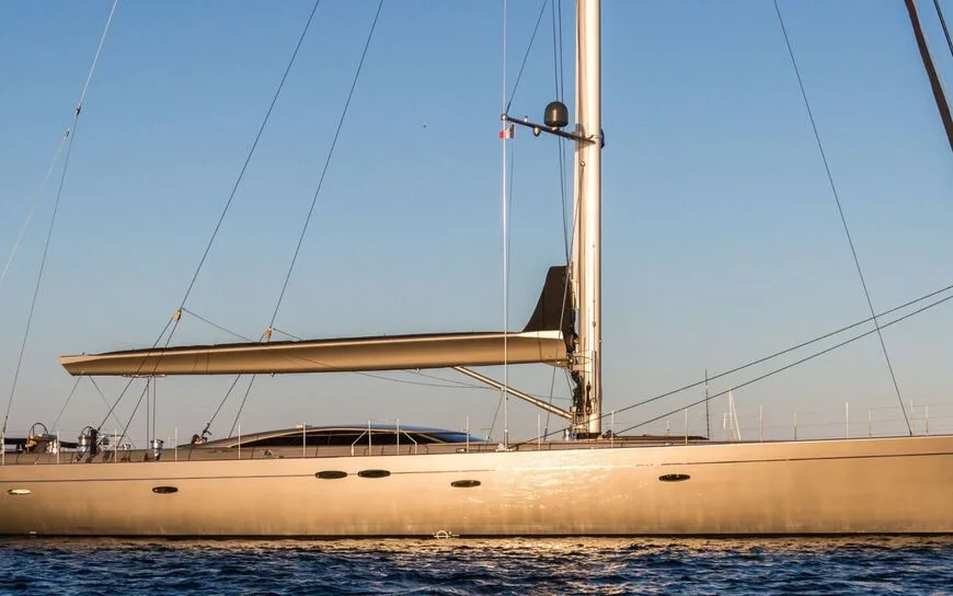 SWAGGER: A 37 m Bill Dixon Sloop by Holland Jachtbouw, Now Available for Sale