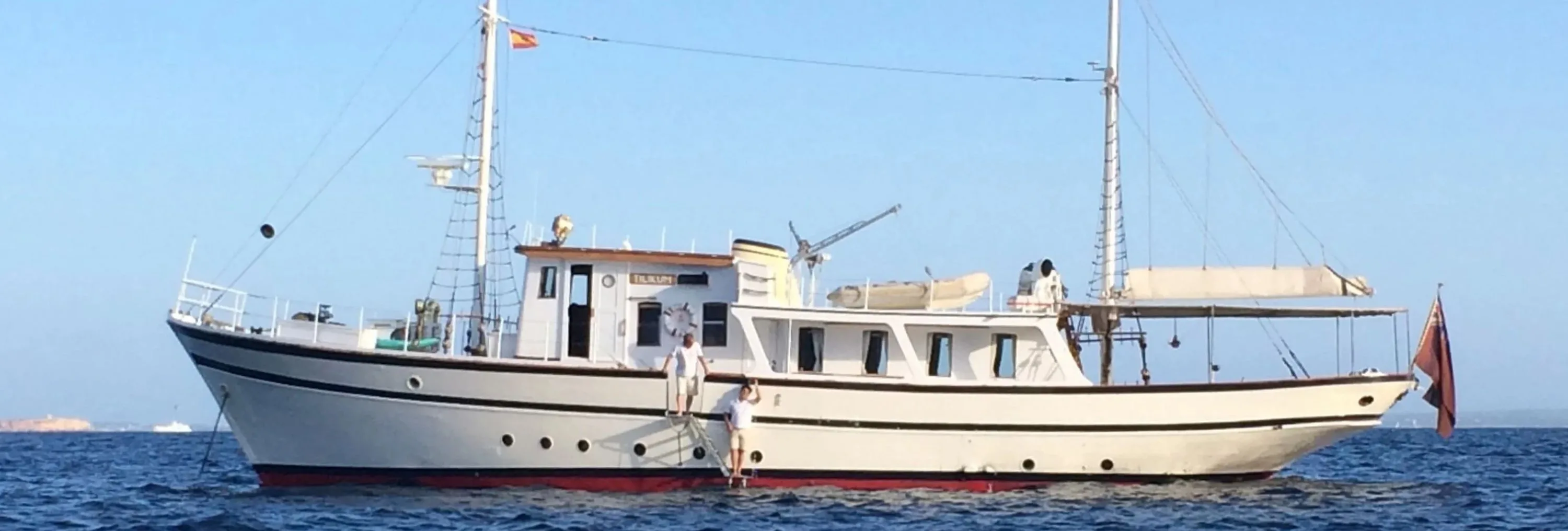 Barsanti TILIKUM DELTA: A 1963 Classic Wooden Motor Yacht for Sale