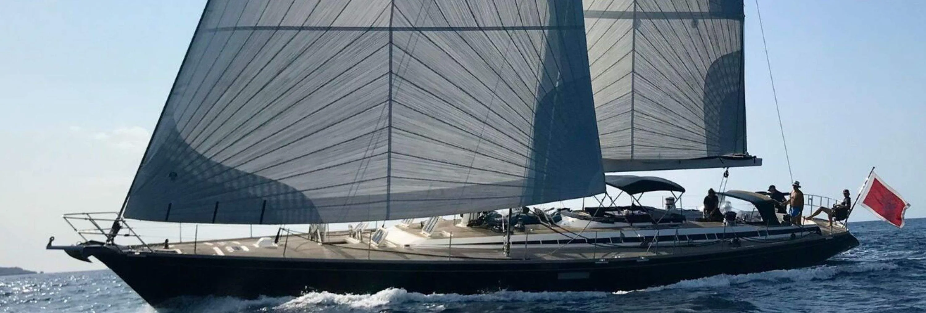 TUGELA I – The Timeless Elegance of a Swan 77