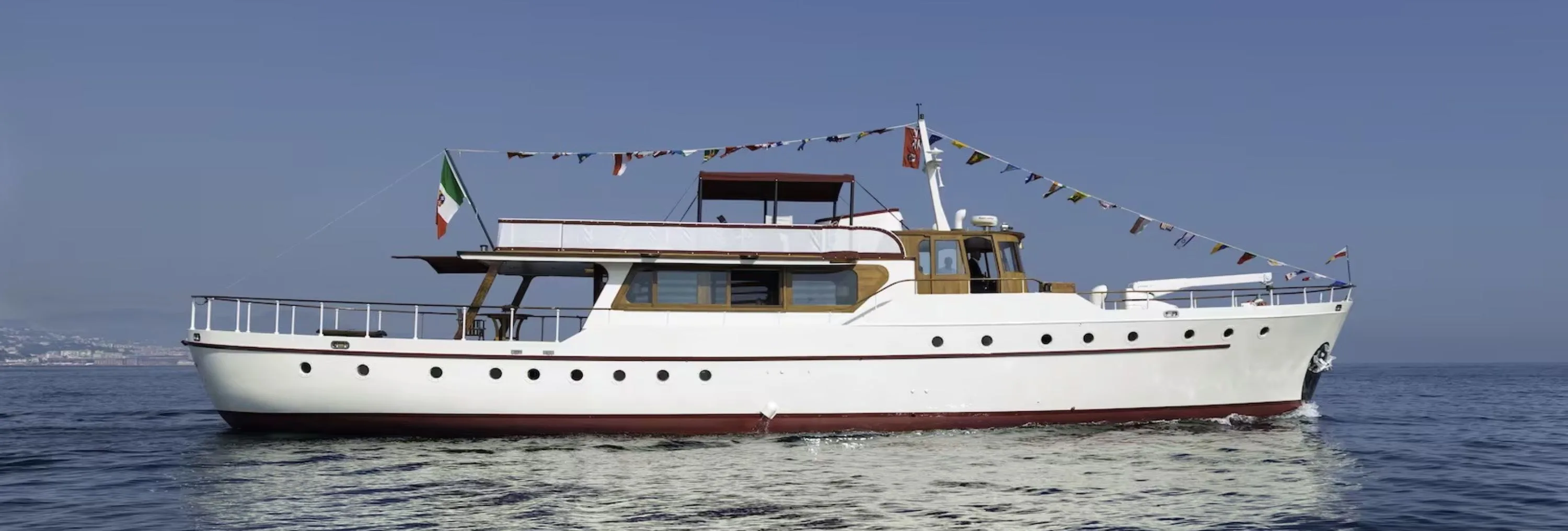 EMERALD – 26m Classic Gentleman Yacht Now for Sale