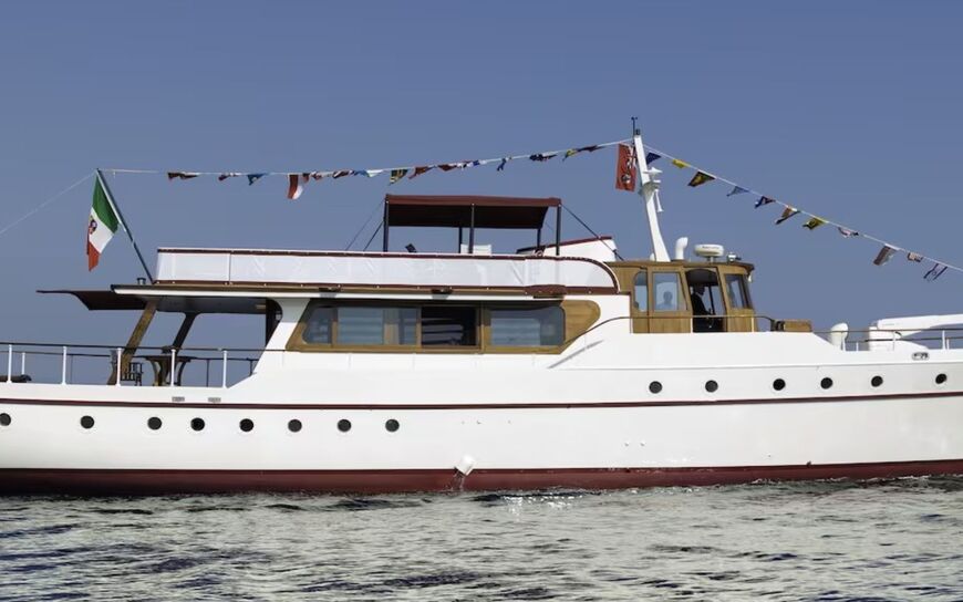 EMERALD – 26m Classic Gentleman Yacht Now for Sale
