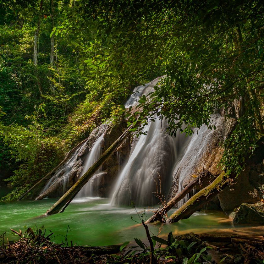 Charter Itinerary in Raja Ampat, Indonesia - Luxury Yacht Charter ...