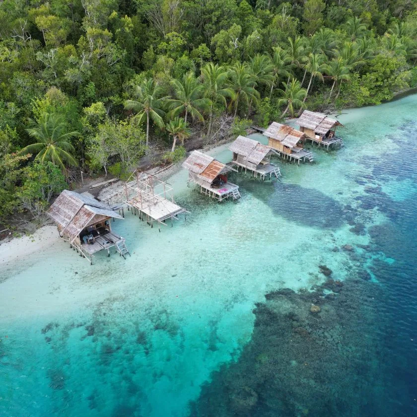 Explore the Solomon Islands by Sea