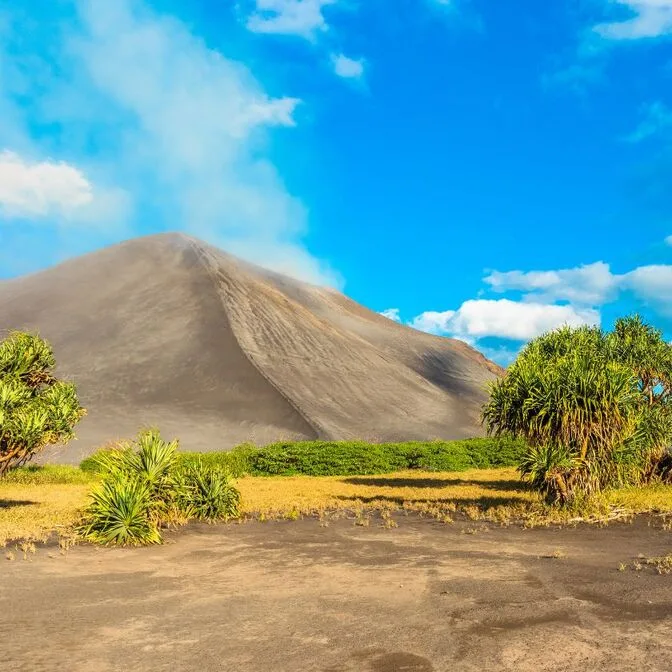 Mount Yasur, Tanna