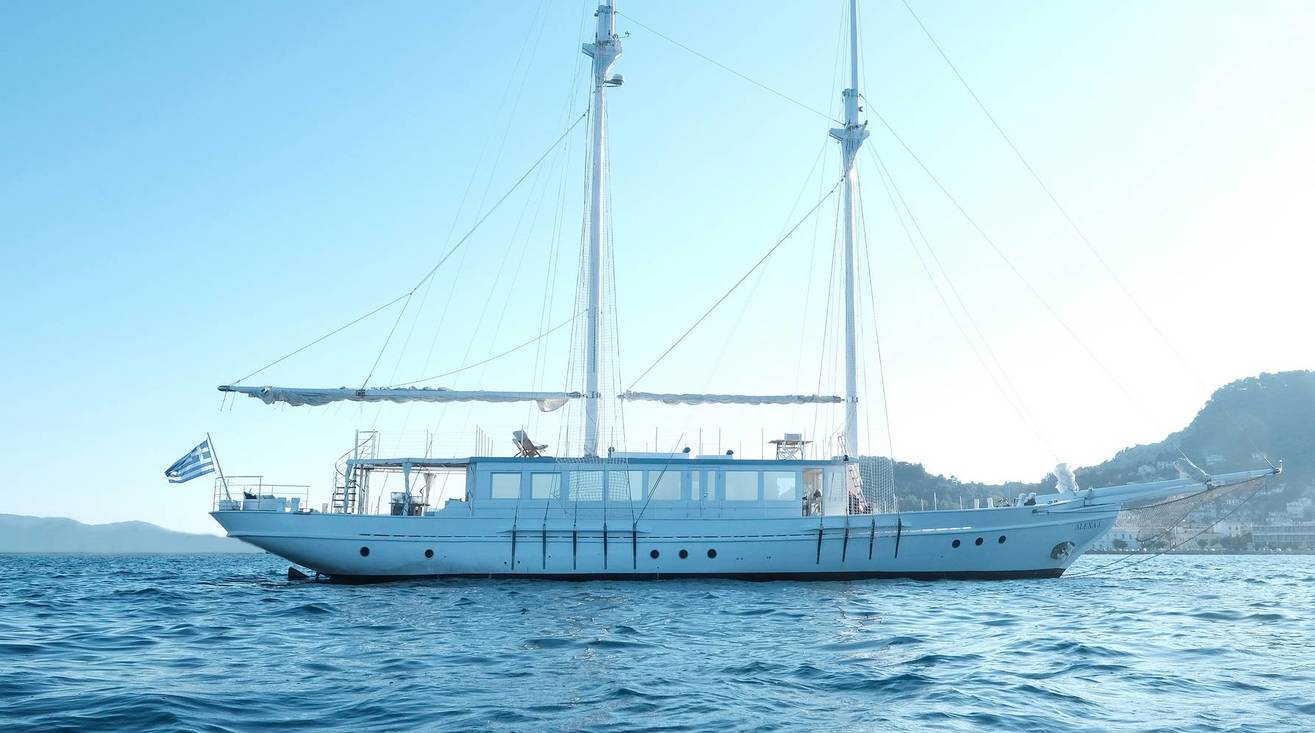 Alexa J Luxury Sailing Yacht Yacht For Charter Bgyb