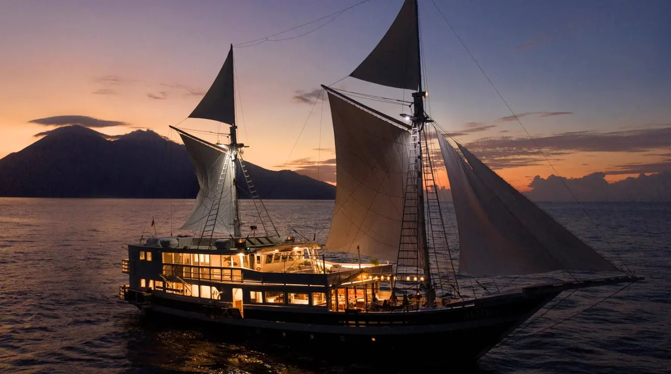 ALIIKAI VOYAGE — Motor Yacht 40,00 m (3)