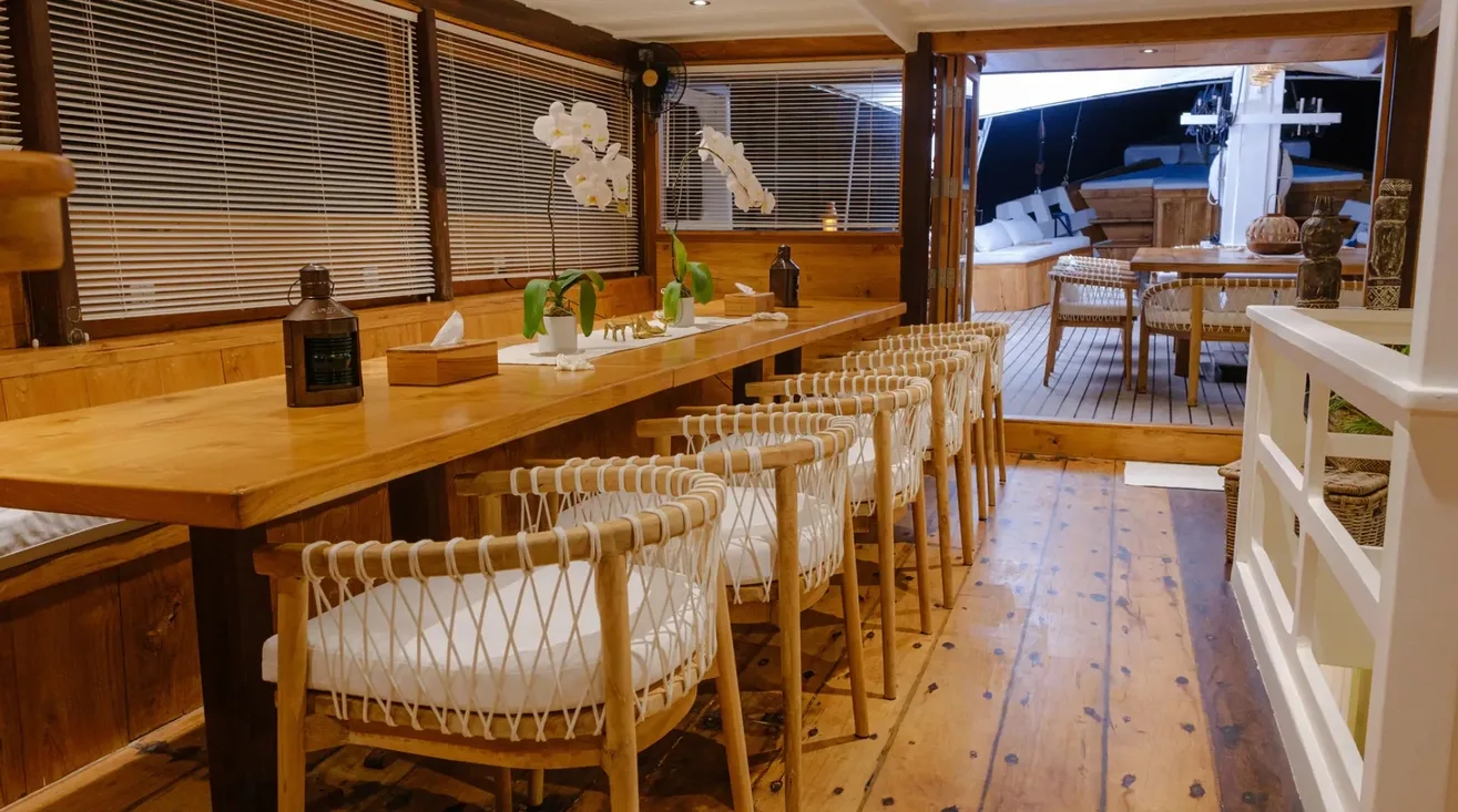 ALIIKAI VOYAGE — Motor Yacht 40,00 m (7)