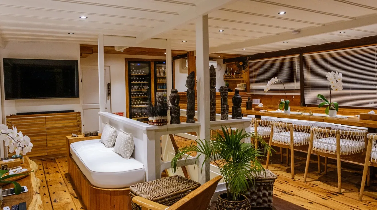 ALIIKAI VOYAGE — Motor Yacht 40,00 m (8)