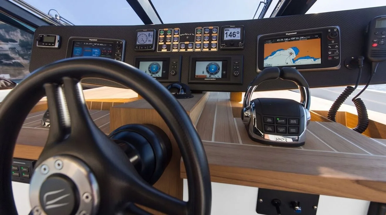 AXELLE 3 — Motor Yacht 14,60 m (6)