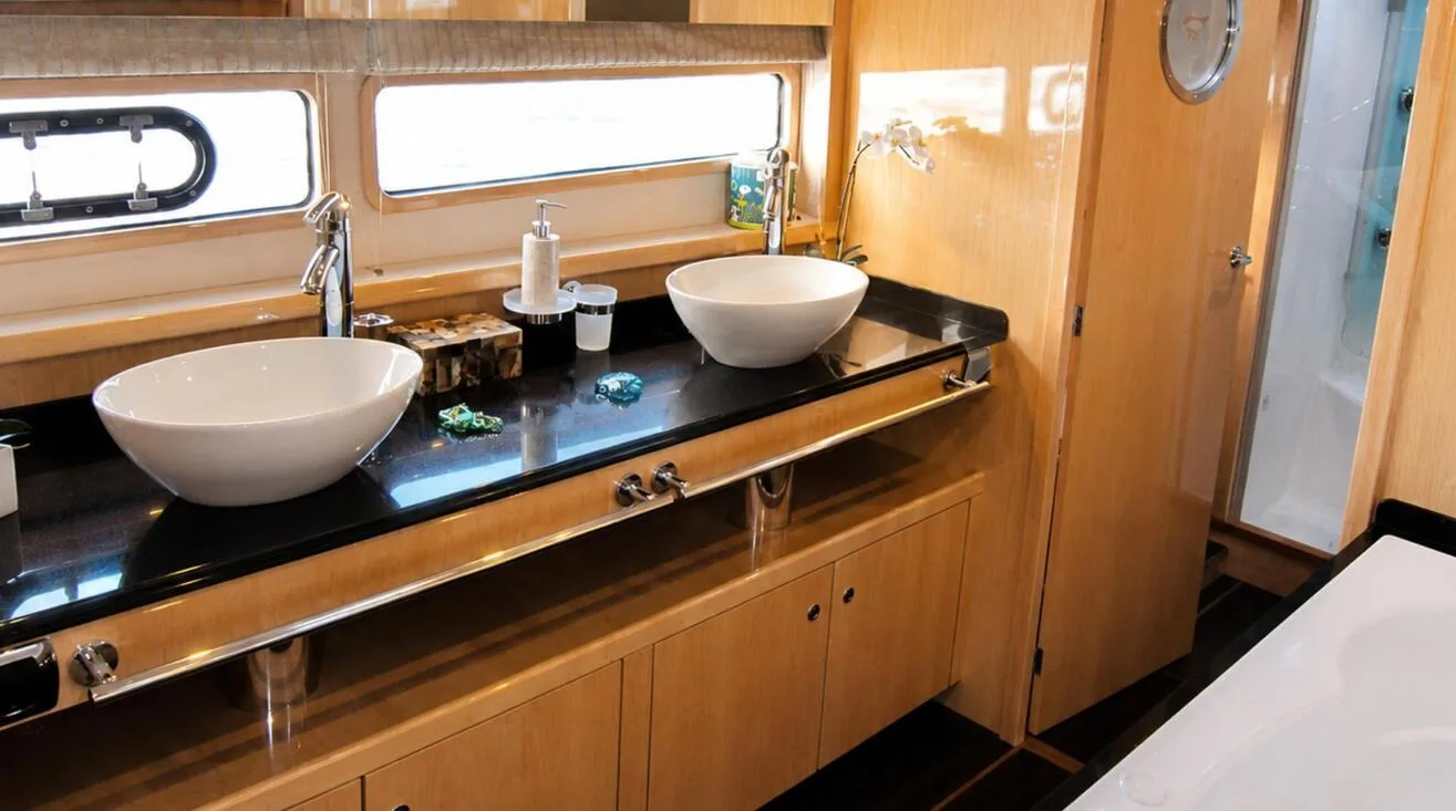 CATTITUDE — Multihull 22,70 m (8)