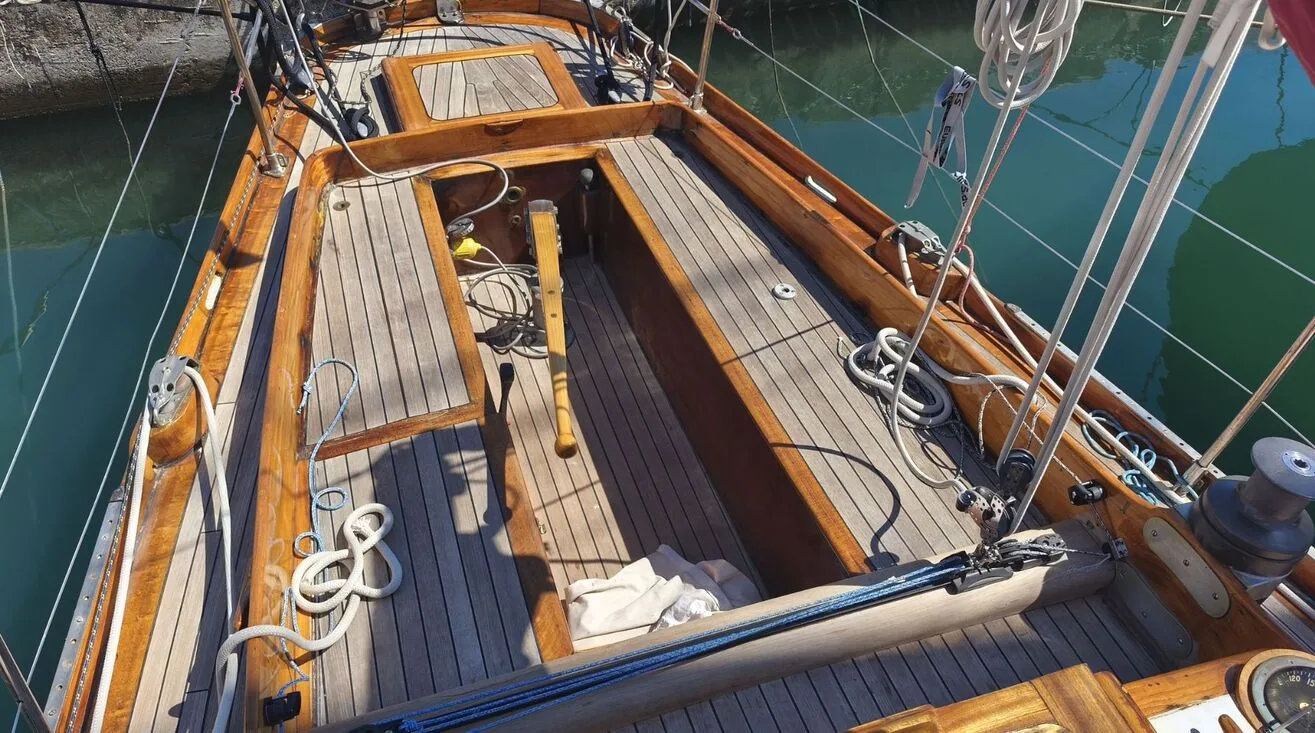 CRAZY  LIFE — Sailing Yacht 11,27 m (3)