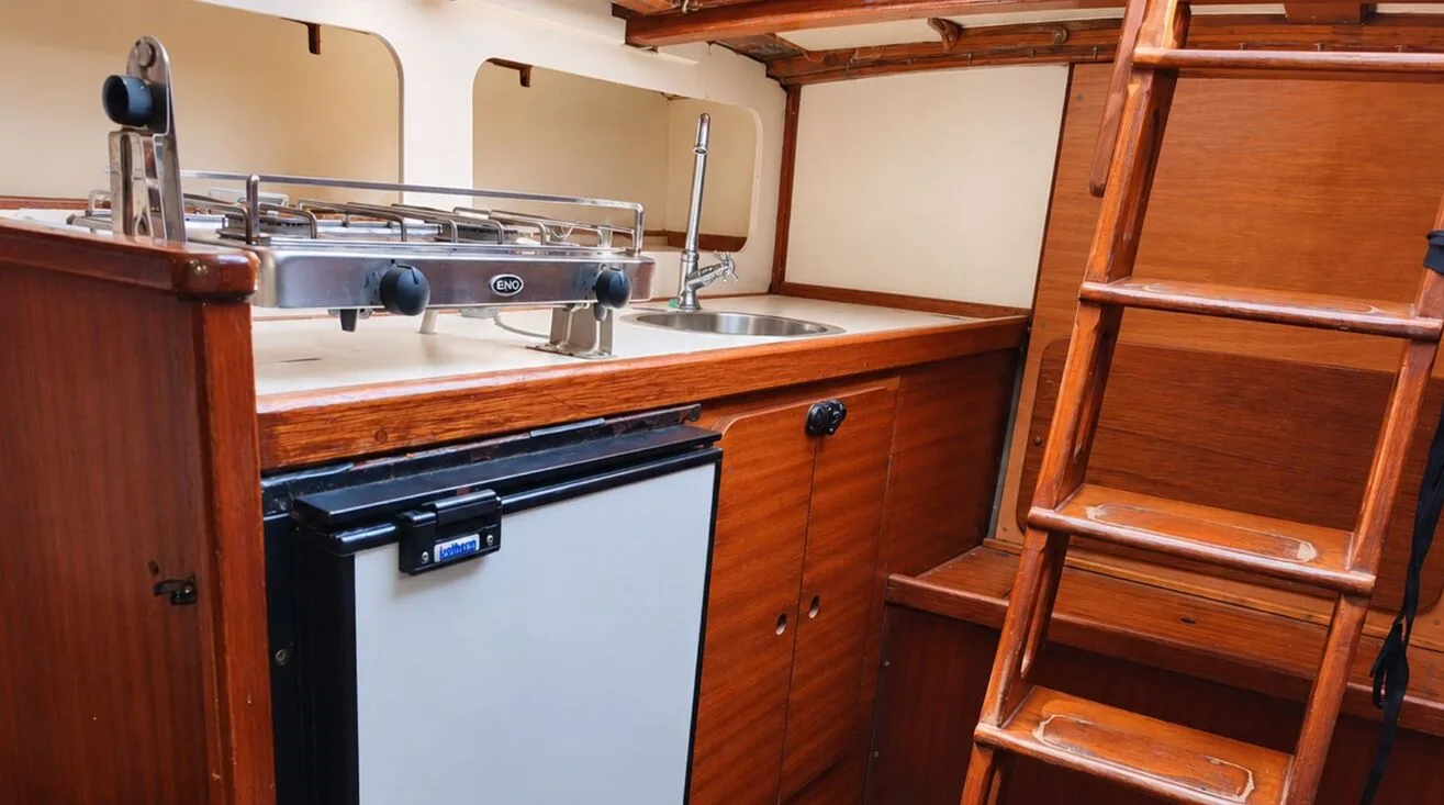 CRAZY  LIFE — Sailing Yacht 11,27 m (6)