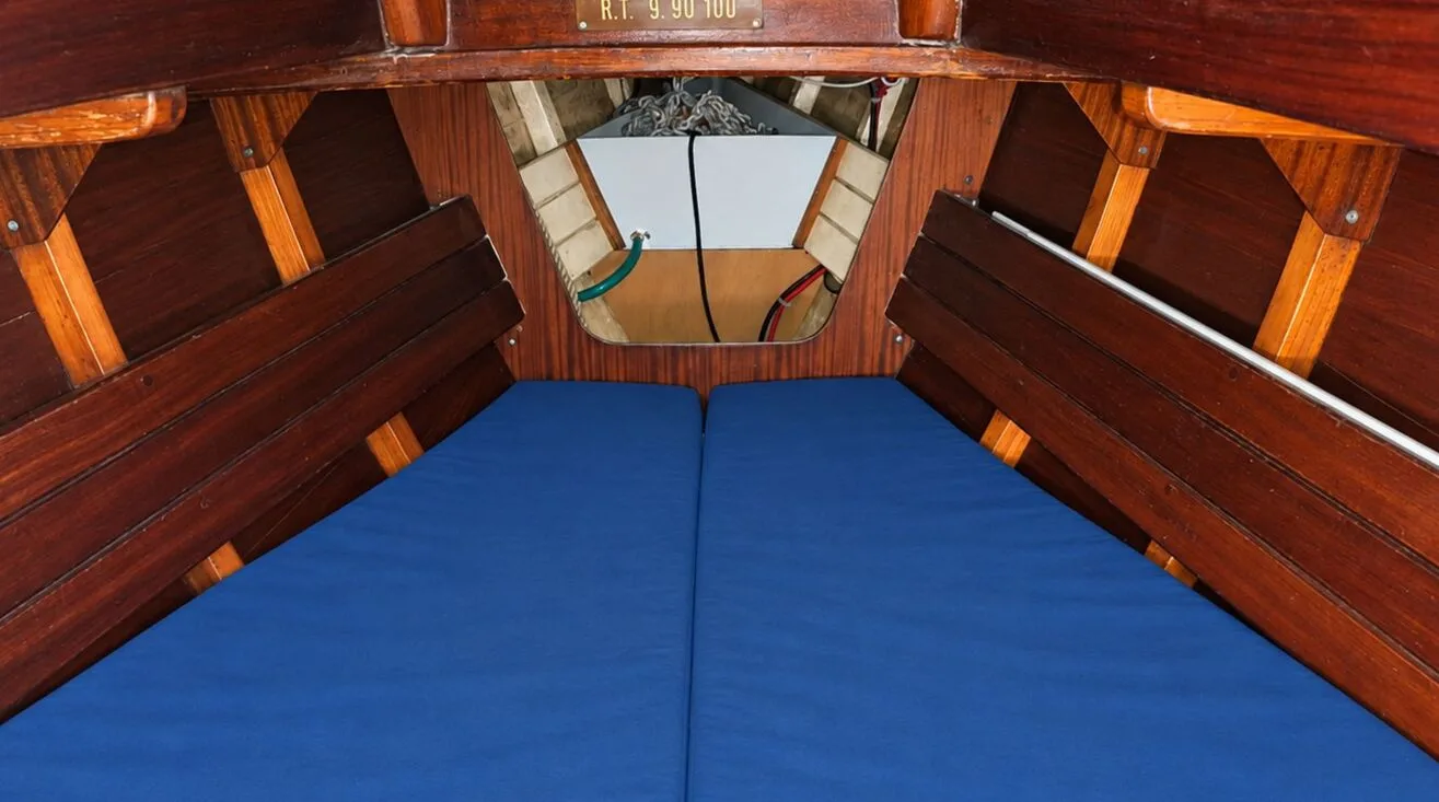 CRAZY  LIFE — Sailing Yacht 11,27 m (9)