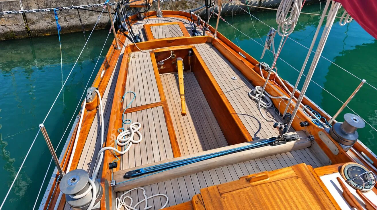CRAZY  LIFE — Sailing Yacht 11,27 m (3)