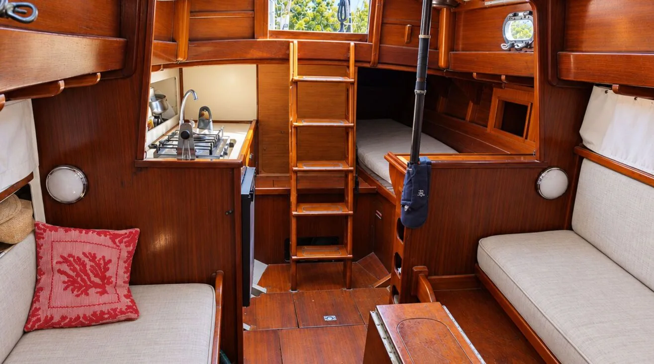 CRAZY  LIFE — Sailing Yacht 11,27 m (2)