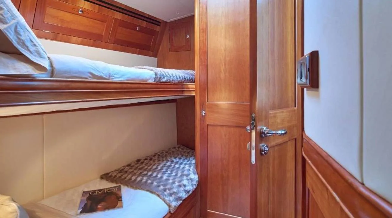 DARK STAR OF LONDON — Sailing Yacht 27,50 m (15)
