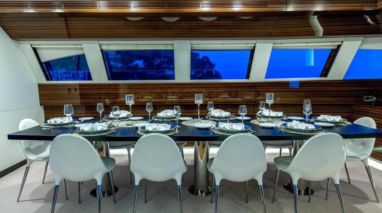 GEMS II — Motor Yacht 40,50 m (8)