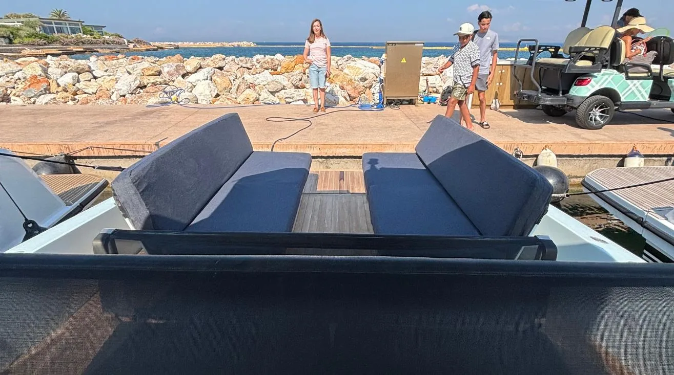 GRIVALIA V — Motor Yacht 13,12 m (8)