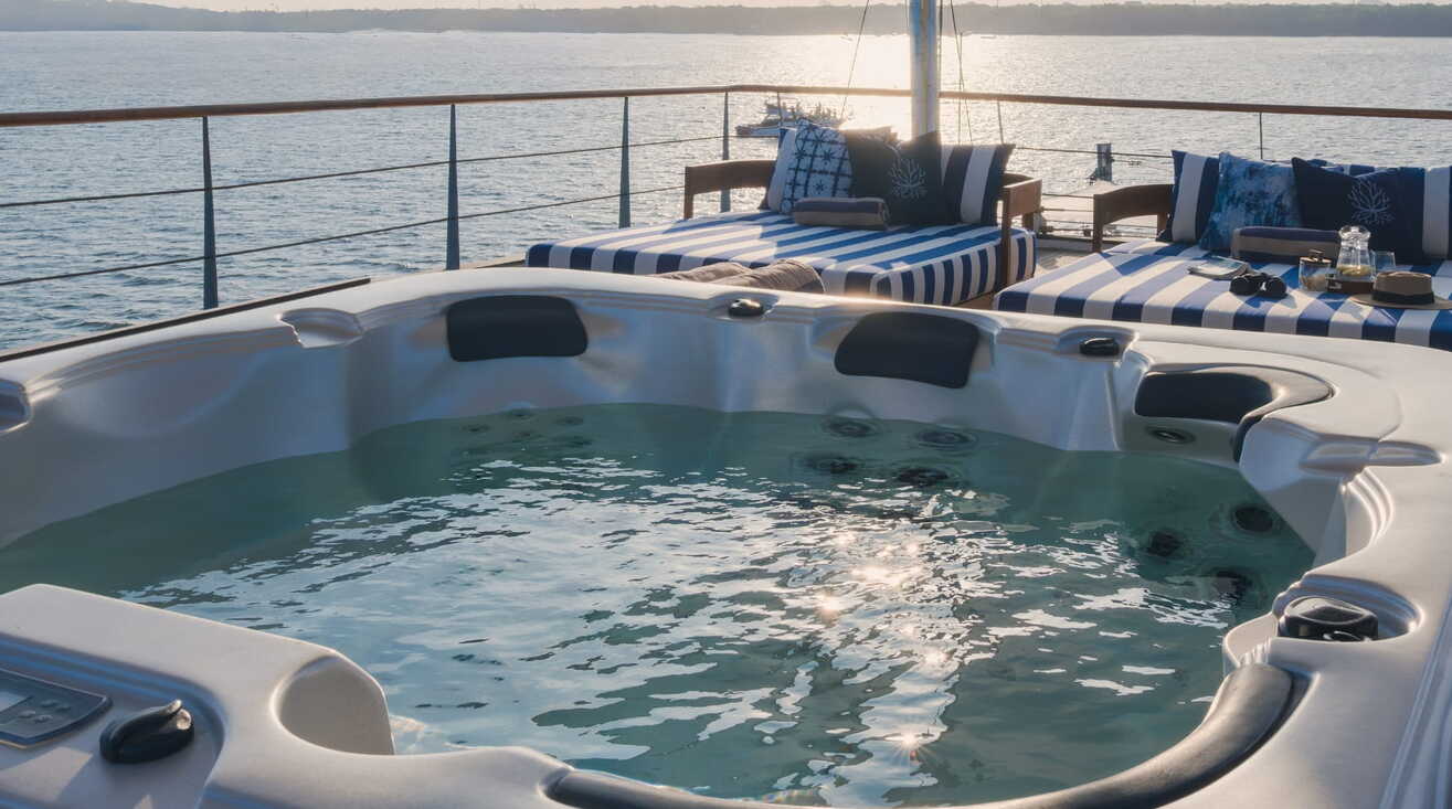 KAILANA PREMIER — Motor Yacht 40,00 m (7)