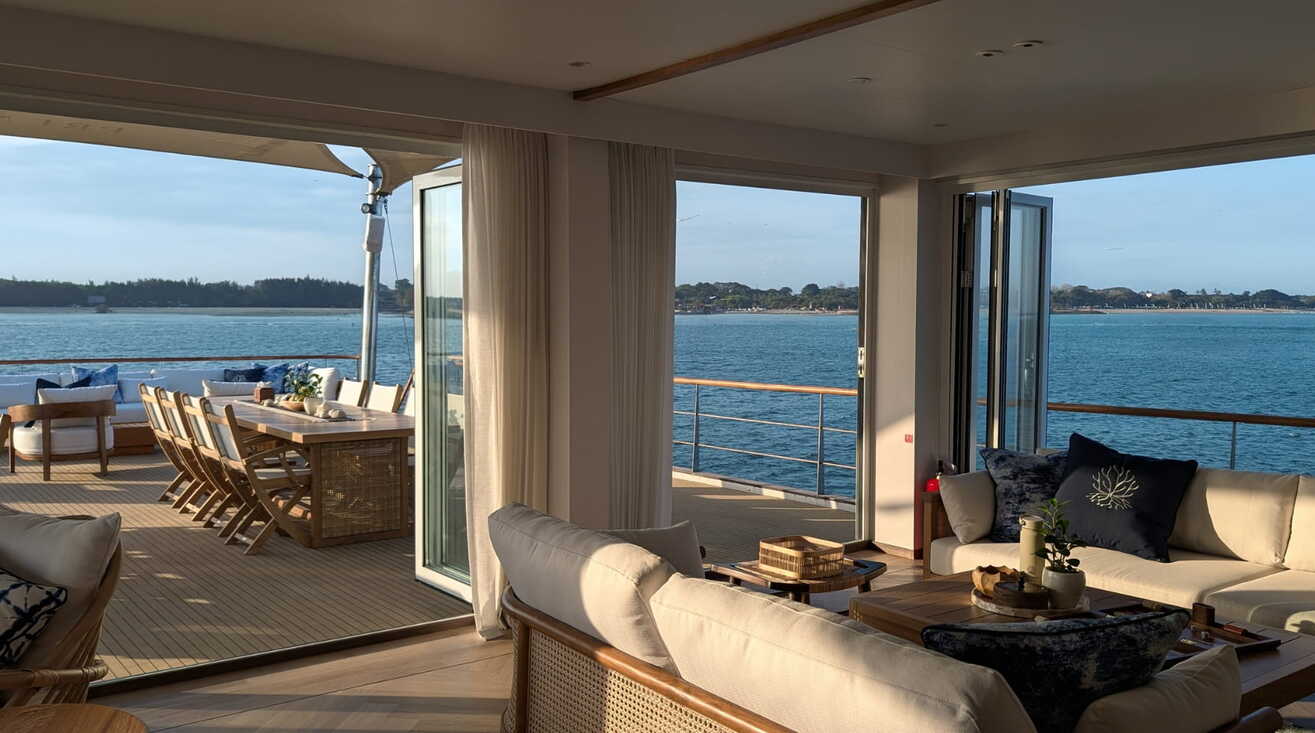 KAILANA PREMIER — Motor Yacht 40,00 m (8)